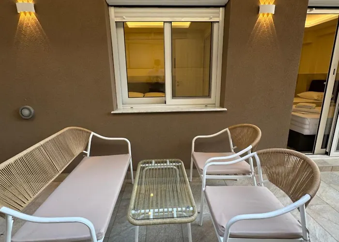 The Elegant Areti Apartamento Olympiakí Aktí